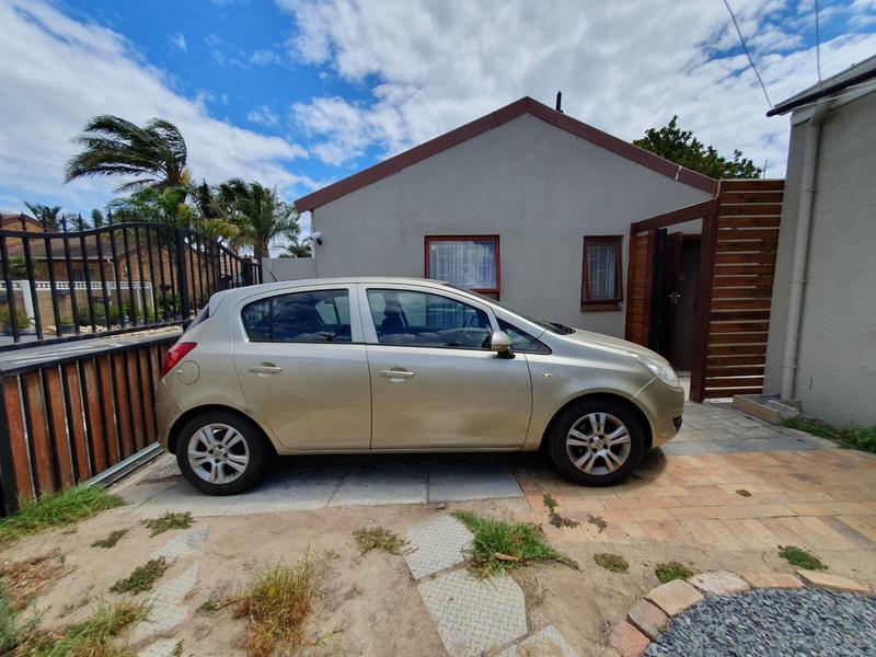 To Let 1 Bedroom Property for Rent in Strand Western Cape